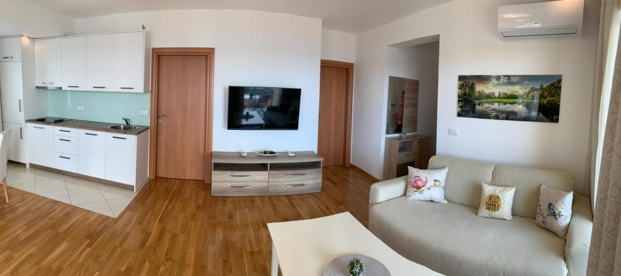 Ive Lole Ribara 38 Apartment Becici  Bagian luar foto